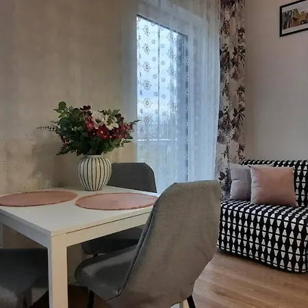 39 Apartament *
