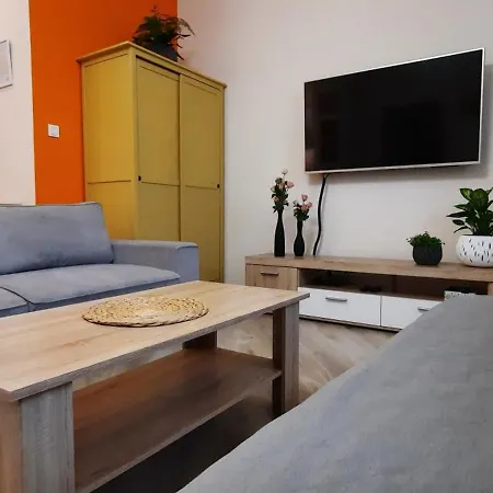39 Apartament