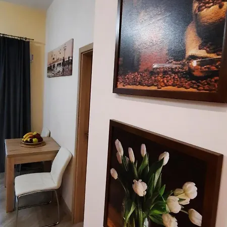 39 Apartament *