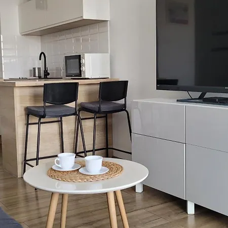 39 Apartment *