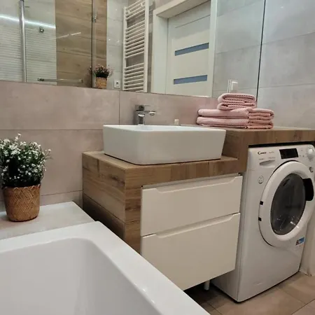 Apartment 39 *